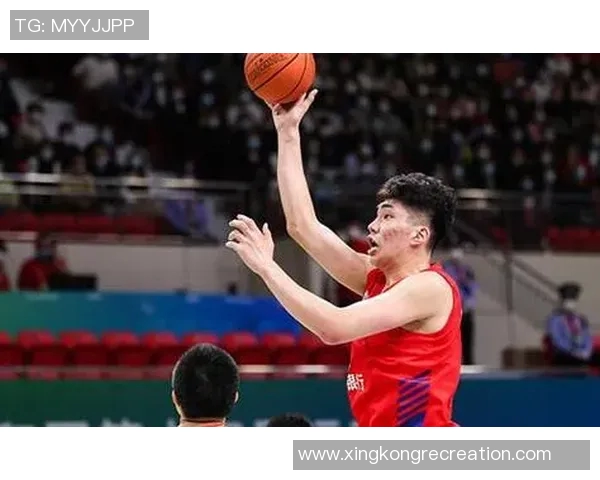 余嘉豪谈人生的艰难抉择与自我成长期待更好的未来回归